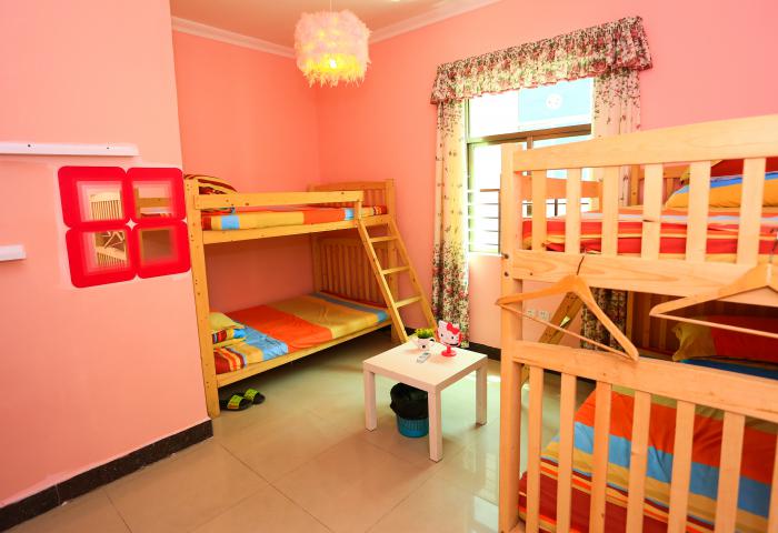 红粉佳人（四人间）