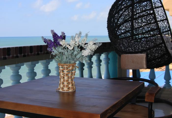 天涯区--270度私享阳台全海景房