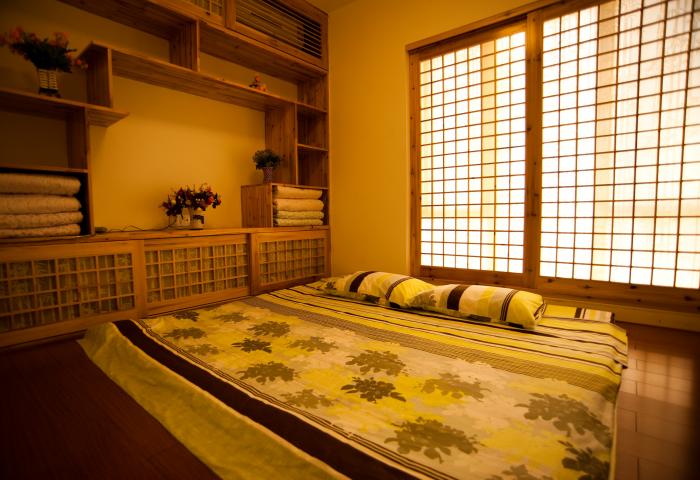 金茂海景三室一厅