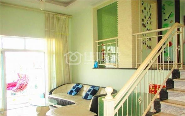 碧海蓝天--3房2厅高层复式海景套房