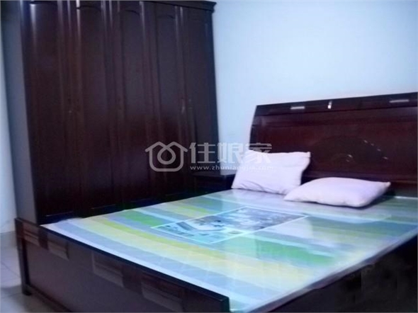 汽车总站对面二室一厅短租公寓，24小