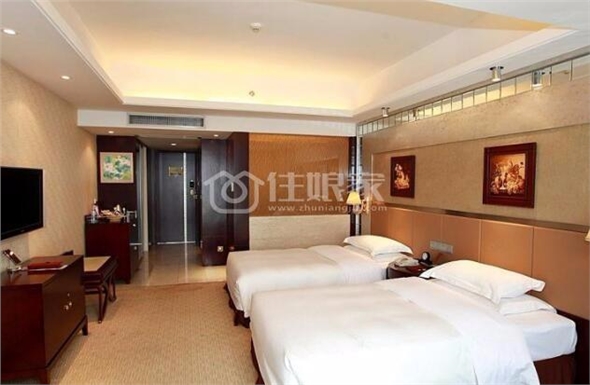 珠海庆华国际大酒店——豪华海景双床房