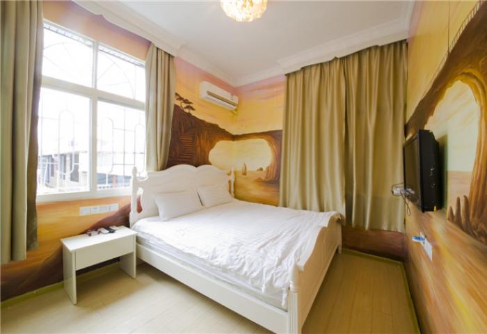 305迷失仙境1.8米大床