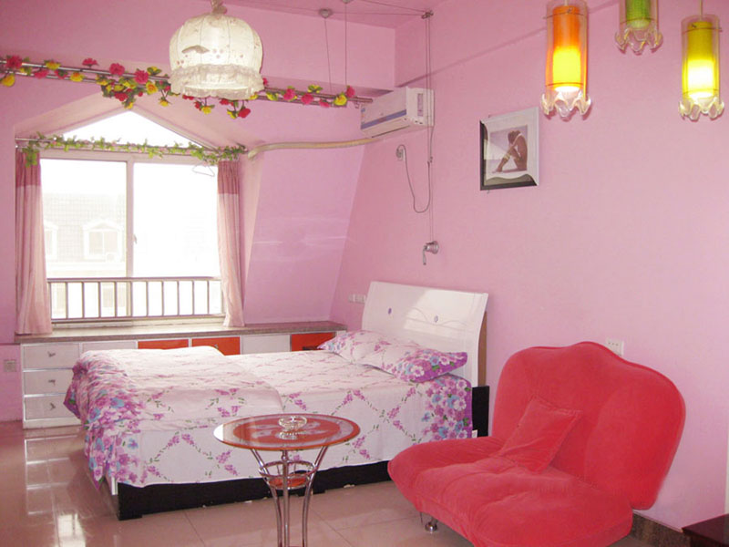 郑州豪华情侣间 优质短租房