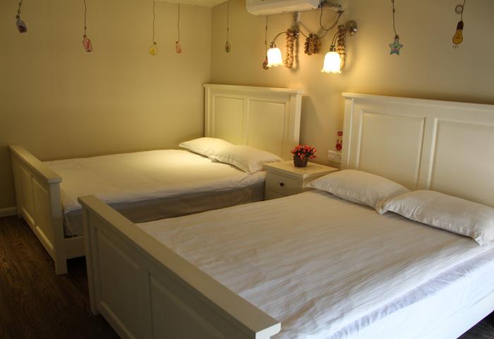 豪华双人间（可住四人）