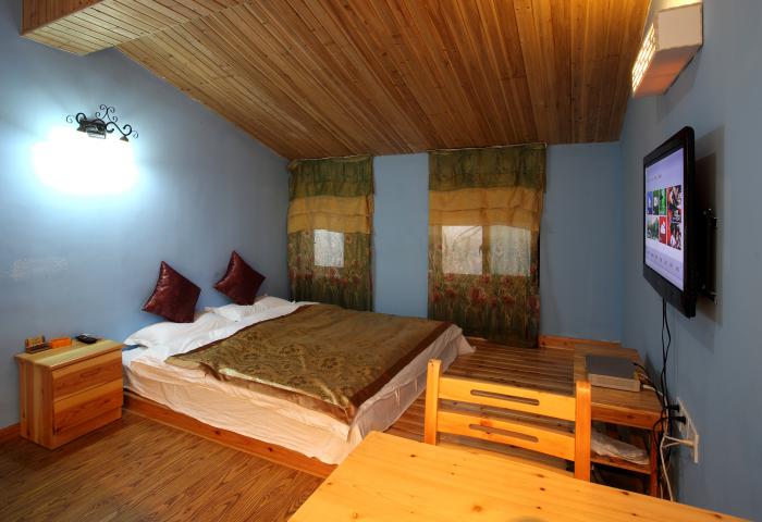 榻榻米1.8米大床