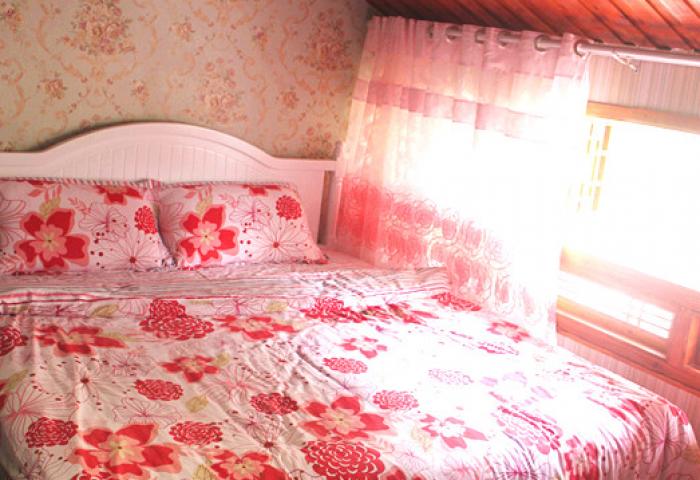 南华叠翠三楼大床