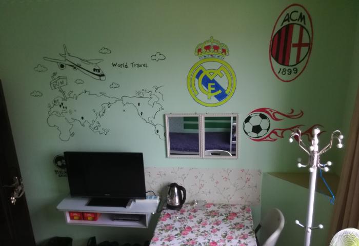 男生四人间床位（无独卫）