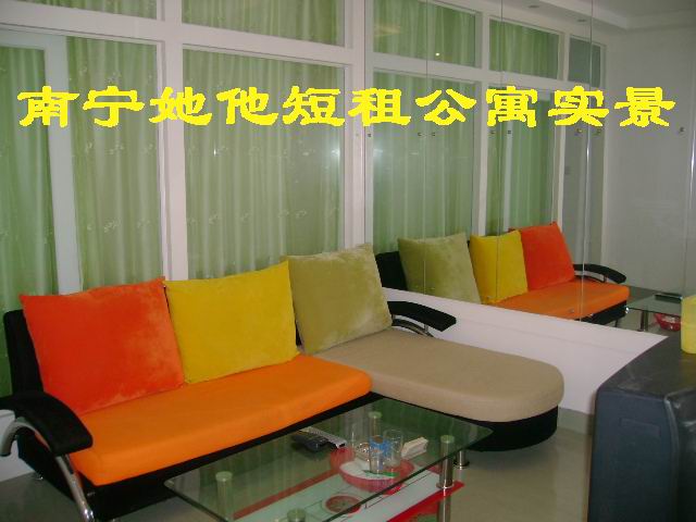 南宁短租公寓 精装单人间整洁短租房