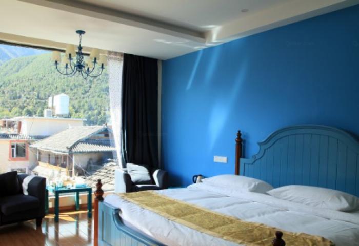 豪华山景大床房