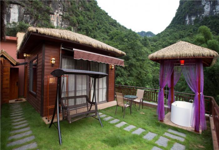 阳光全景木屋