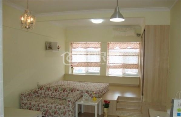 人人乐超市楼上精装修公寓出租(个人)