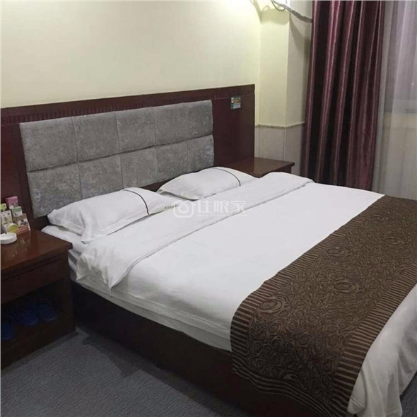 斯洛克快捷酒店-大床房