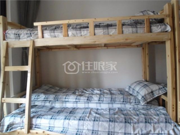 男生8人间昆明临江家庭旅馆