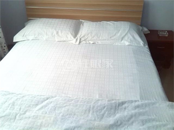 承德三居避暑山庄景点附近、日租房家的