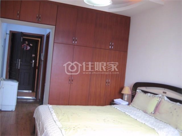 中南路温馨小公寓82202#