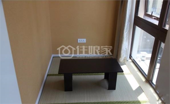 市中心豪华温馨日租房