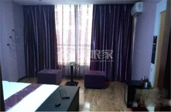 铁西隆华公寓3.4.5.均有日租房,