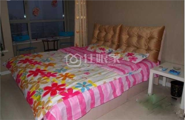 *爱俪舍短租公寓精品大床房