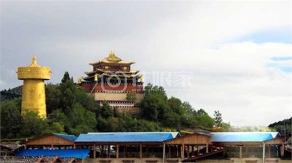 *来独克宗古城感受藏族文化海螺大床房