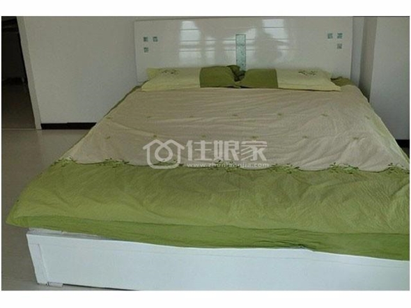 万达高档公寓，实惠浪漫小屋