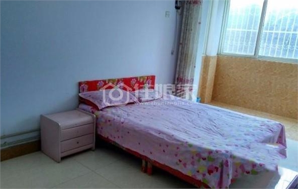 蓝调街区附近家庭旅馆每天40元