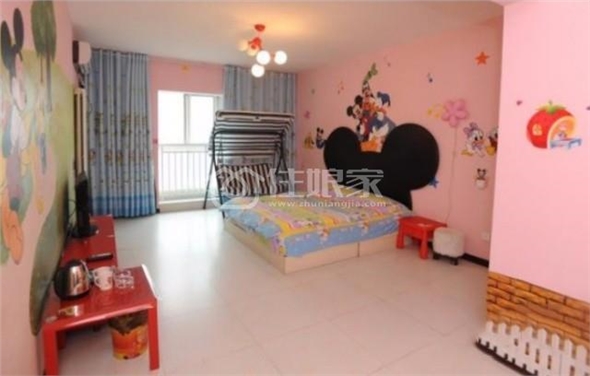 *新元素主题公寓带您玩转迪士尼