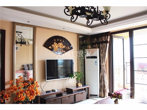 山海湾豪华装修两室一厅