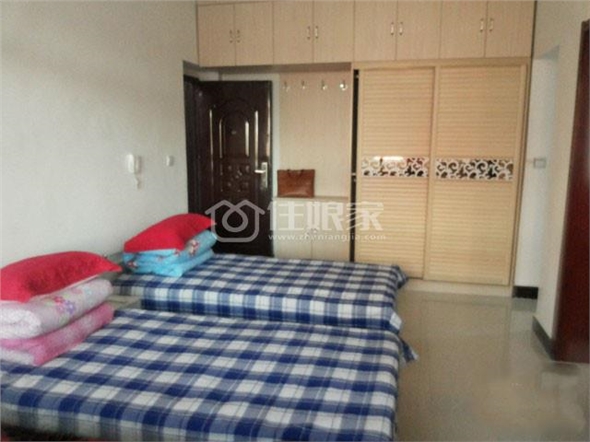 一室一厅塌塌米房