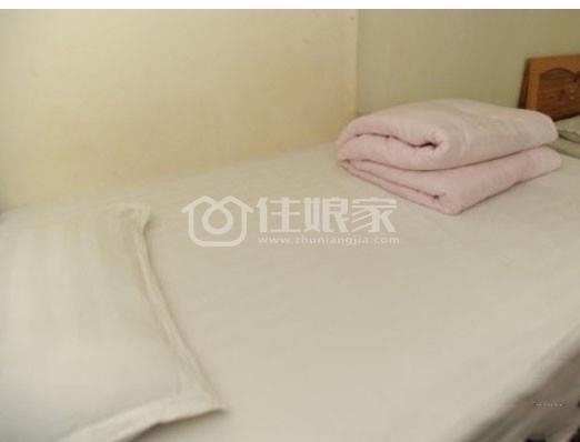 火车站电脑单人房