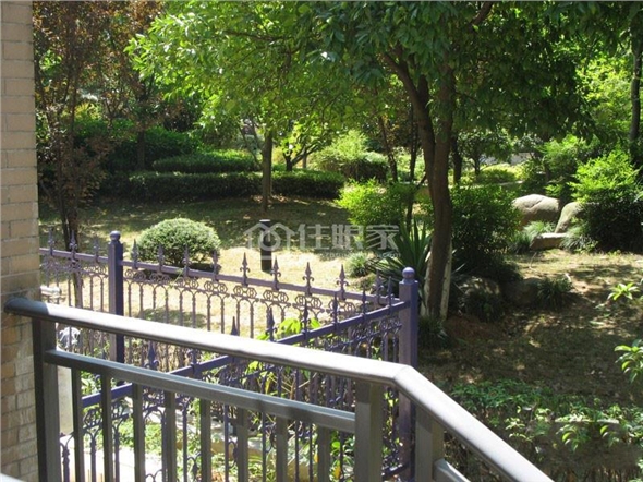 八里湖畔·柴桑春天温馨三居中