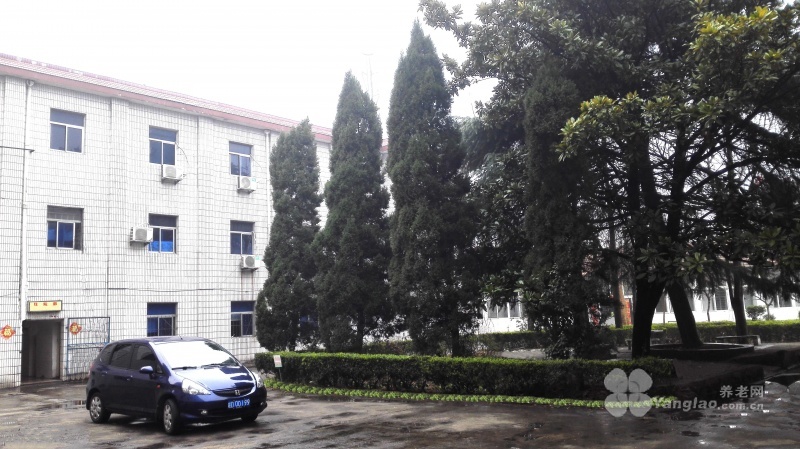 
              淮南市交通老年公寓                            