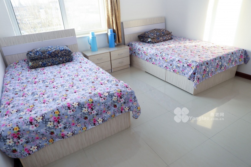 
              锦州医科大学附属第三医院老年养护中心                            